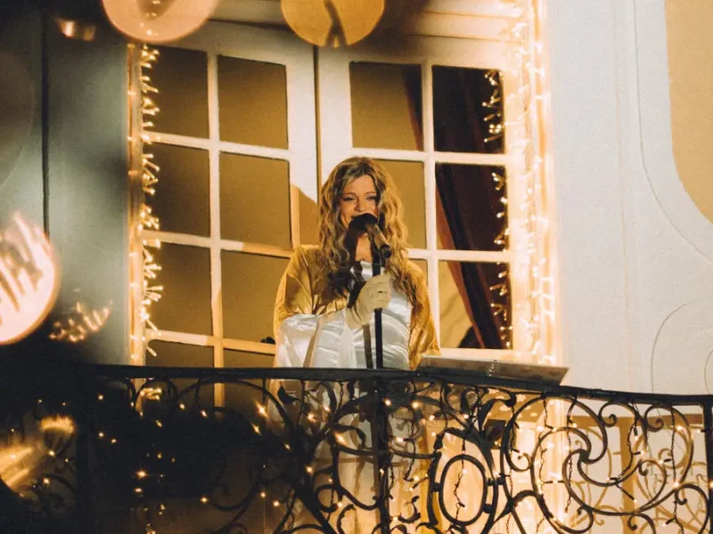 61 - CHRISTMAS_ENGEL_Enhanced-61