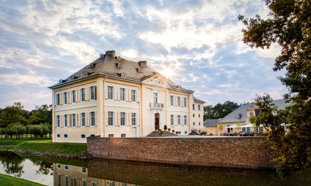 Schloss seitlich - Kopie (Mittel)