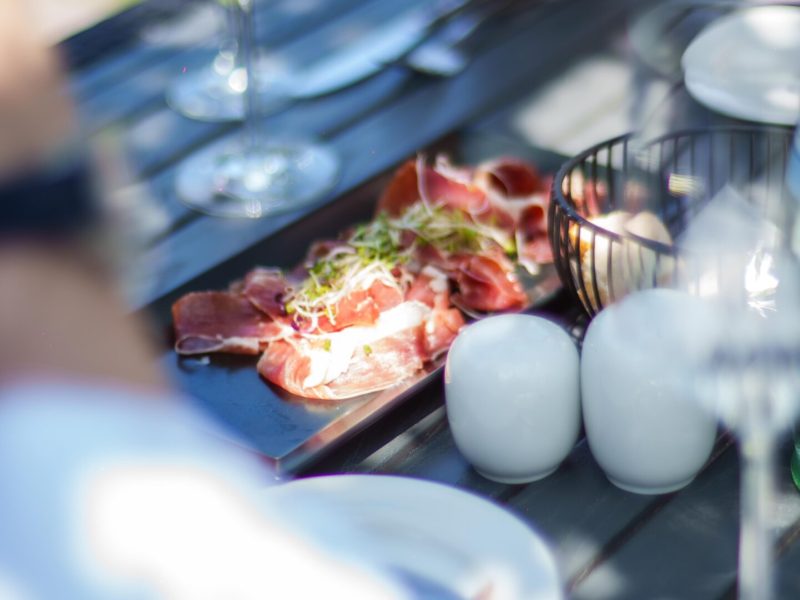 royal-sunday-chill-obstwiese-events-golf-club-schloss-miel-golfschule-pro-shop-restaurant-golf-lernen-swisttal-koeln-bonn-2023-9